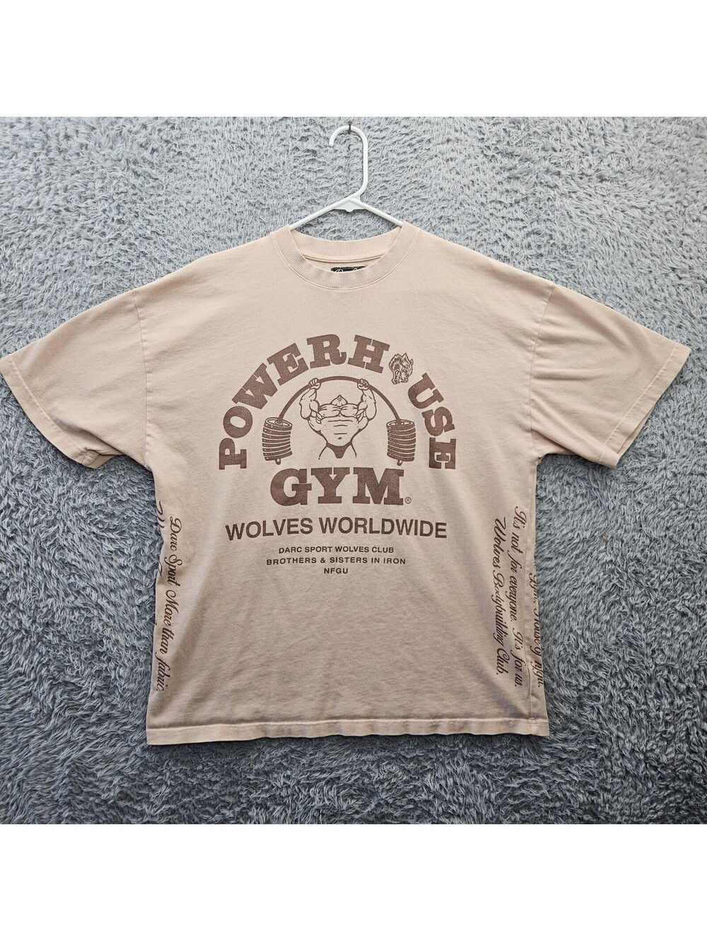 Darc Sport Beige Short Sleeve Gym Tee with Brown Print